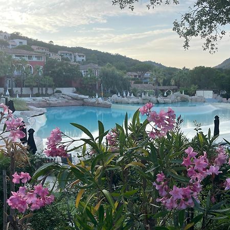 Les Restanques - Grimaud Apartment ภายนอก รูปภาพ