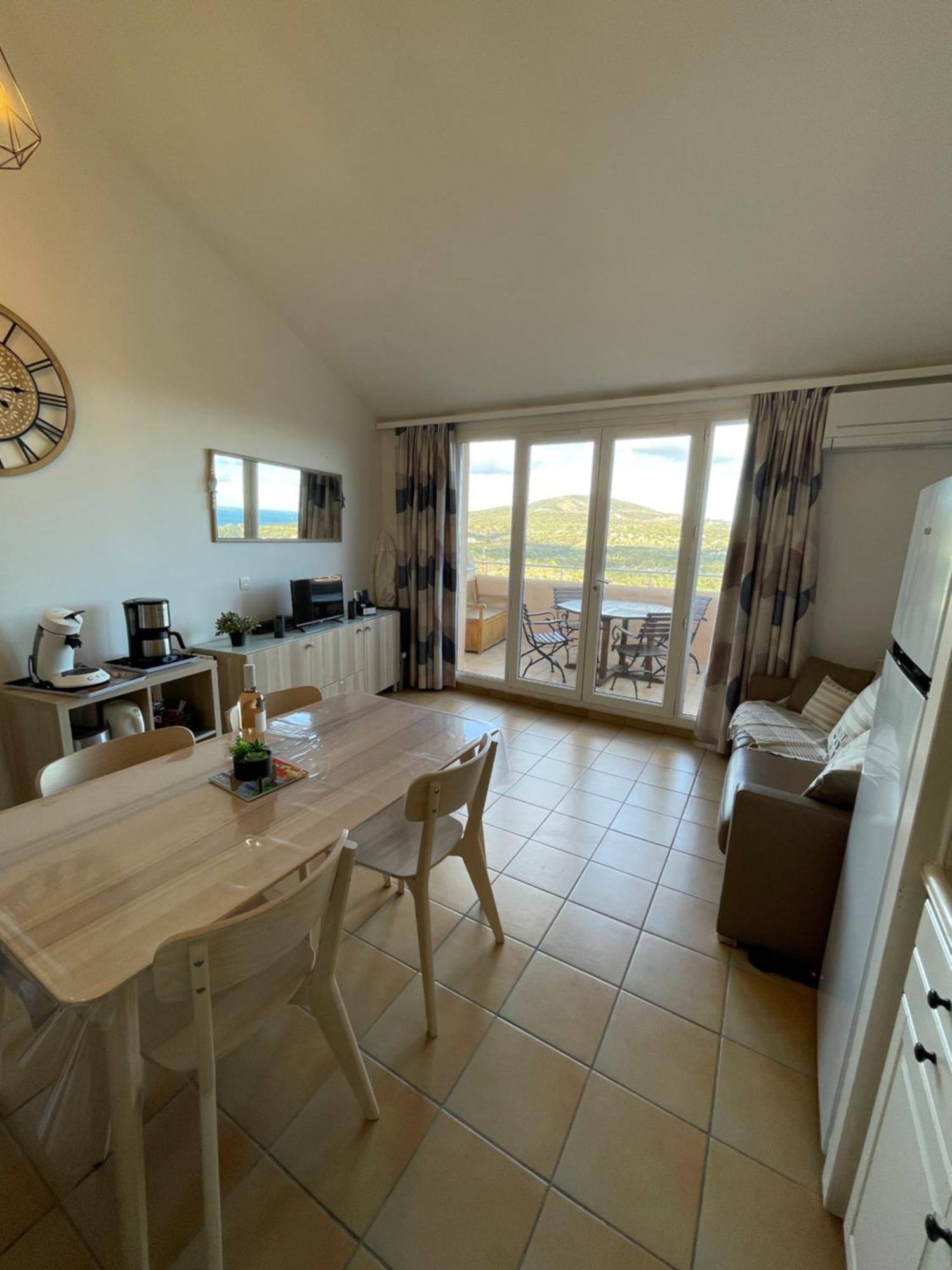Les Restanques - Grimaud Apartment ภายนอก รูปภาพ